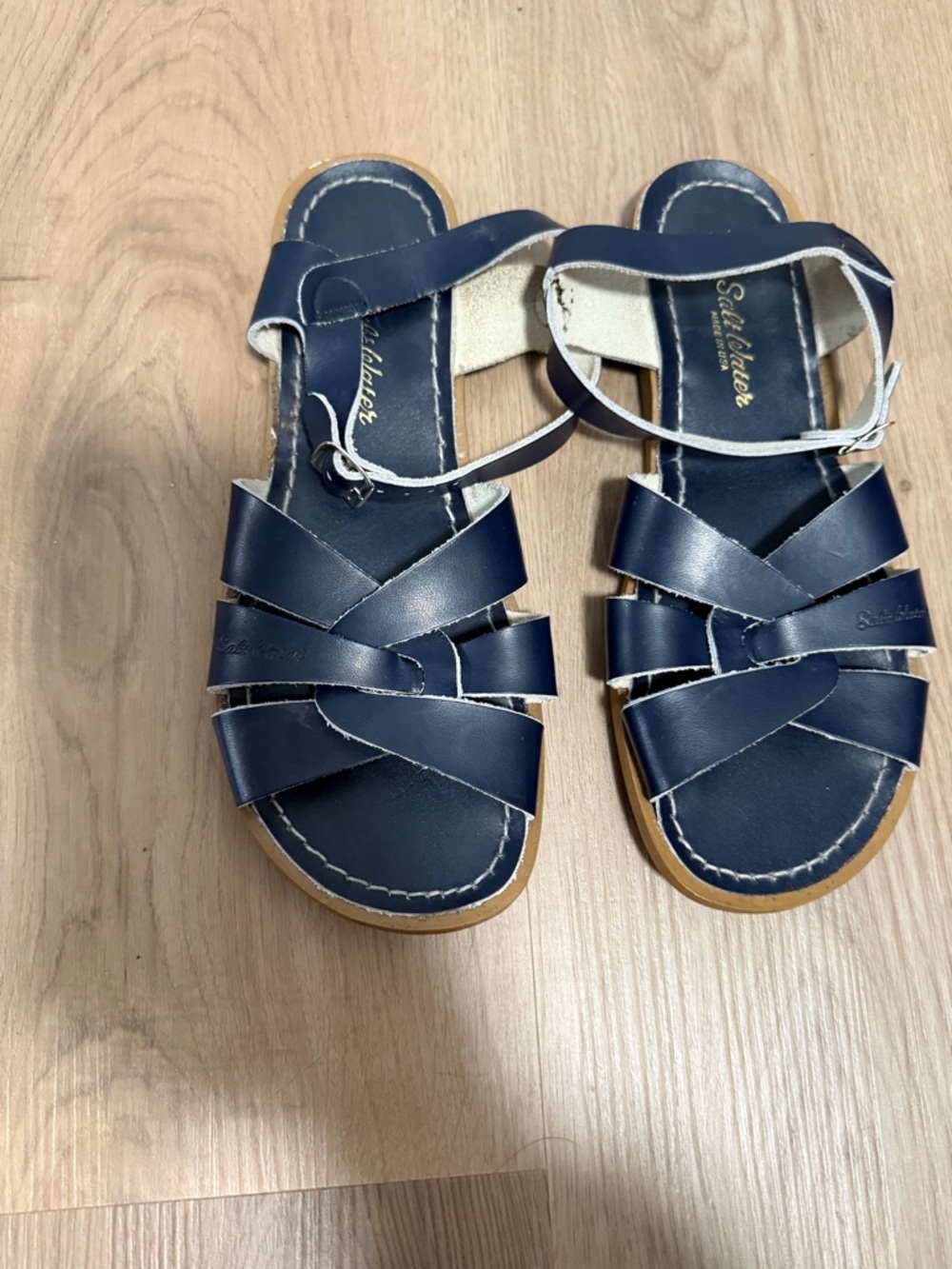 Salt Water Sandals Navy Blue size 7 - Picture 2 of 6